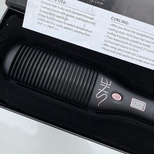 NIB SHE Ceramic Heat Brush by Beyond The Beauty - Black